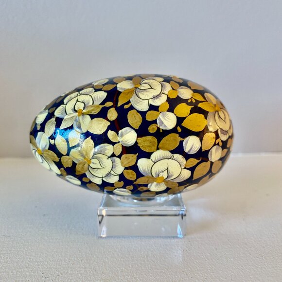 Vintage Enameled Chinoiserie Style Egg - Picture 2 of 4